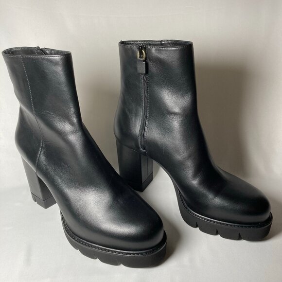 Stuart Weitzman Ande Leather Block-Heel Booties - Picture 3 of 7